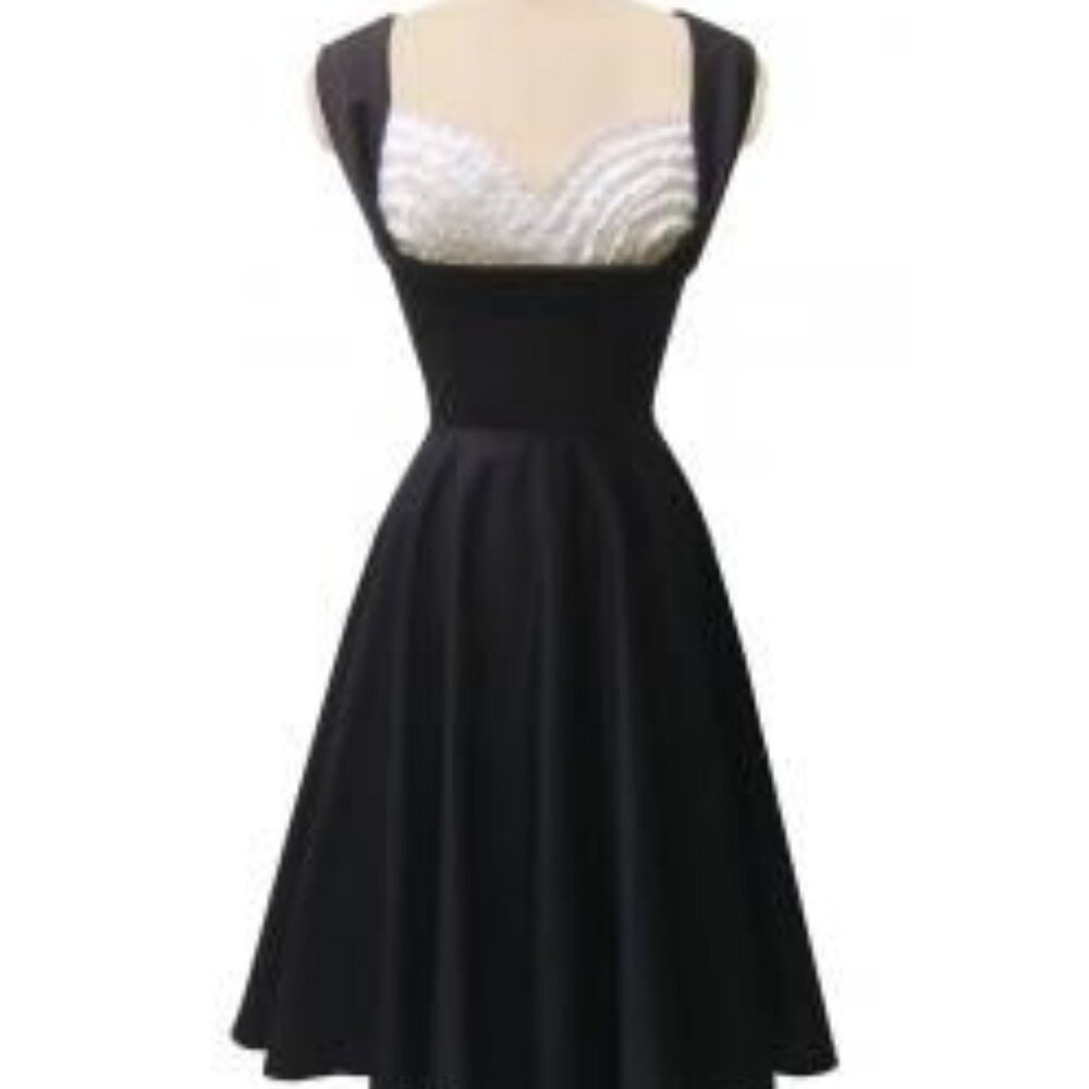 Trashy Diva honey ruffle dress in black and ivory
